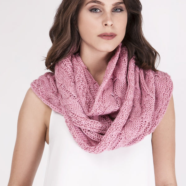 Infinity Scarf model 94087 MKM