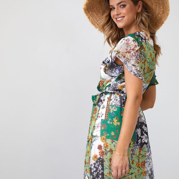 Maxi wrap dress with a belt, green FG646